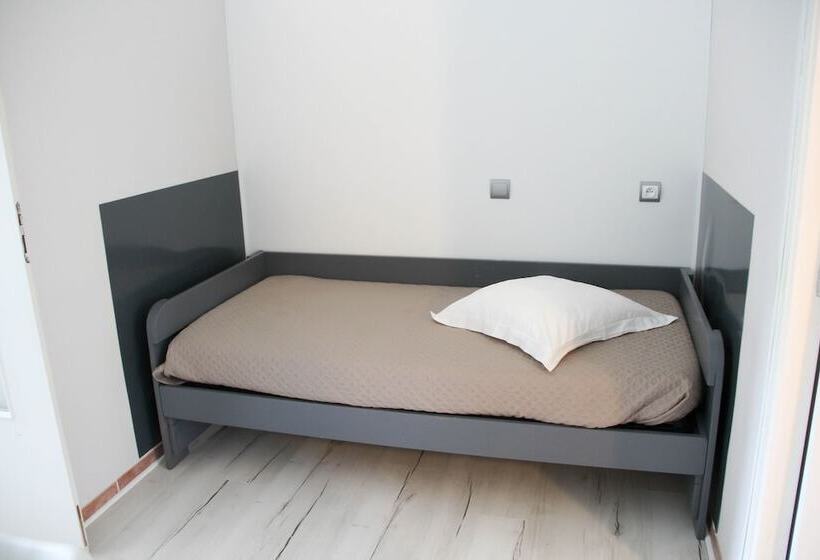 דירה בת חדר שינה 1 עם מרפסת, Résidence Les Caraibes