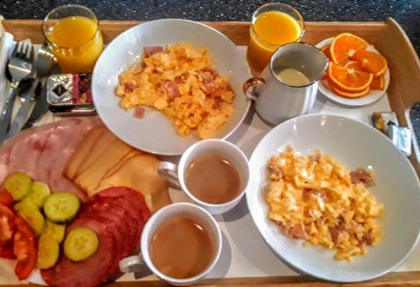 اتاق استاندارد, Fairy Tale Prague From Lev I Sova