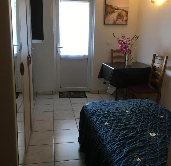 标准工作室, Orchidee Rose