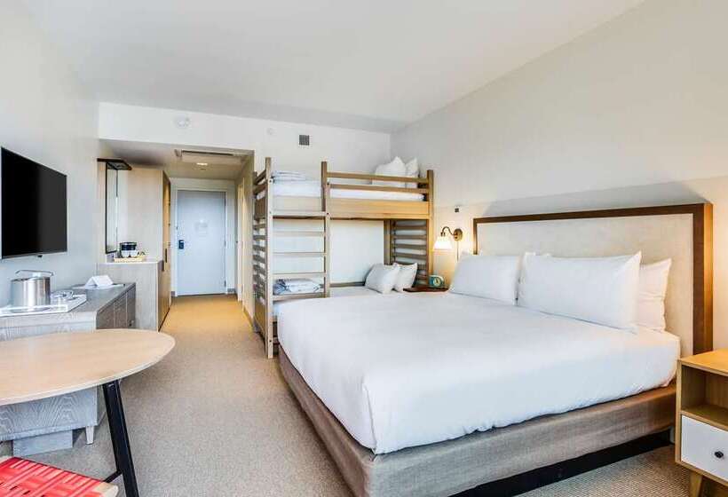 Номер Стандарт с Койками, The Lodge At Gulf State Park, A Hilton