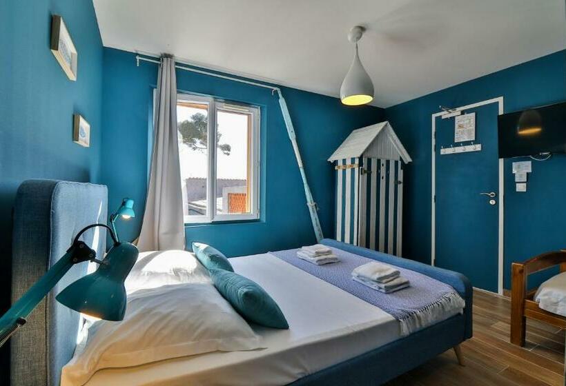 غرفة قياسية ثلاثية, Hôtel La Bastide