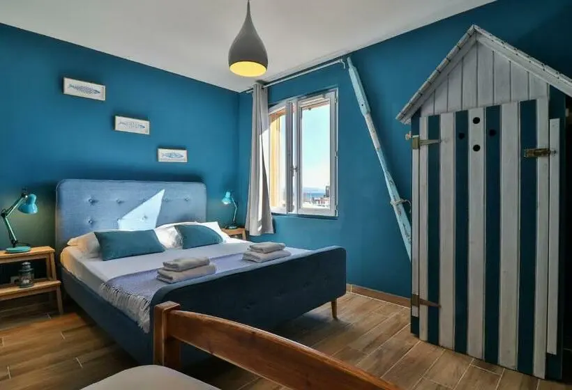 Standard Kolmen Hengen Huone, Hôtel La Bastide