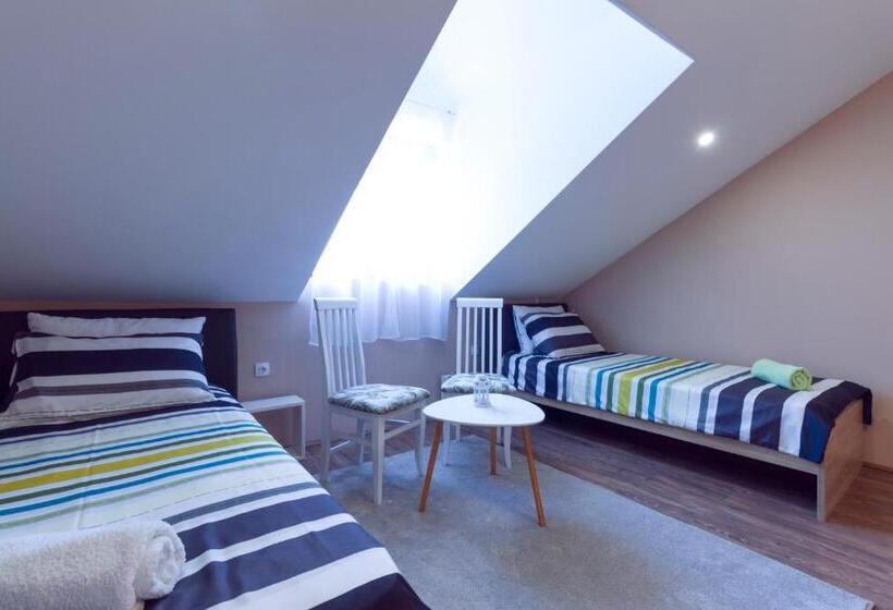 اتاق استاندارد یک نفره, Anamari Loft Rooms