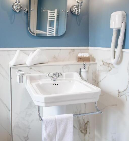 اتاق استاندارد, Cesca S Boutique