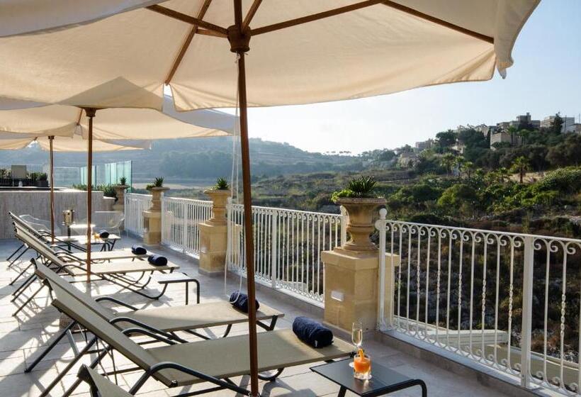 اتاق کلاسیک, Cesca S Boutique