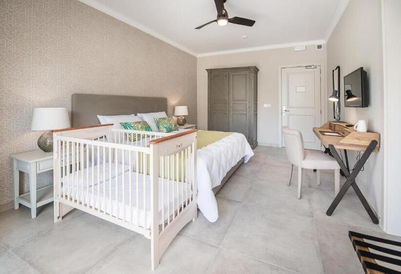 اتاق سوپریور, Cesca S Boutique