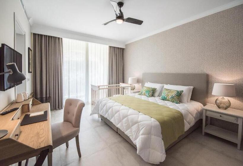 اتاق سوپریور, Cesca S Boutique