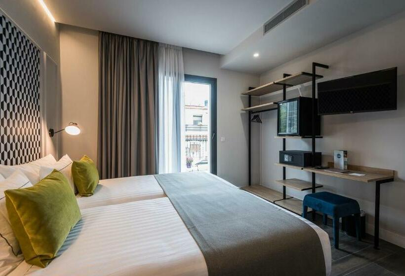 חדר סטנדרט, Intelier Victoria