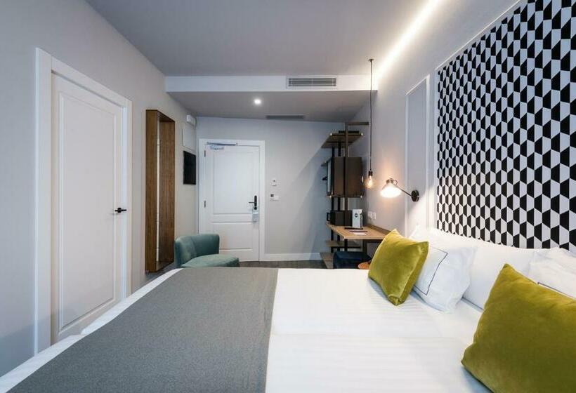 חדר סטנדרט, Intelier Victoria