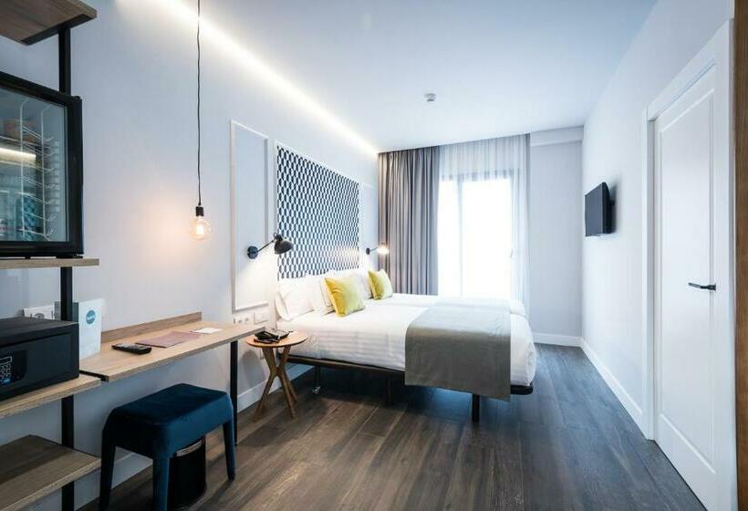 חדר סטנדרט, Intelier Victoria