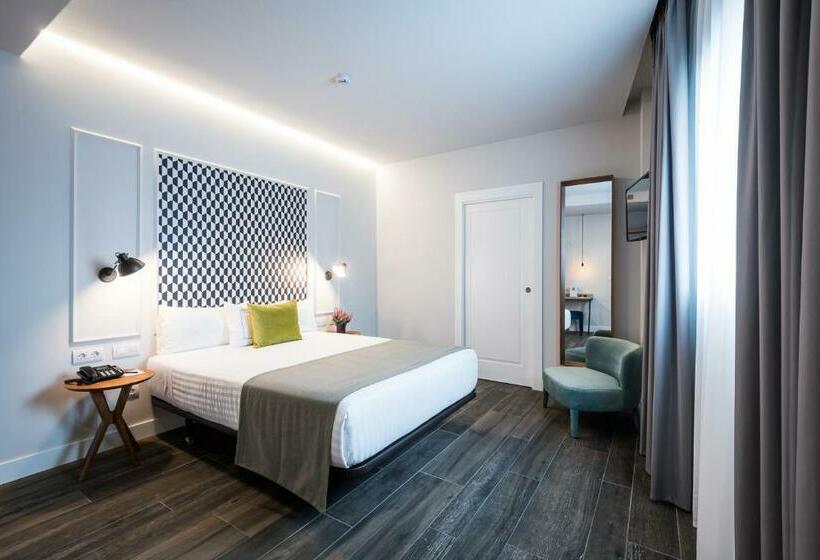 חדר סטנדרט, Intelier Victoria