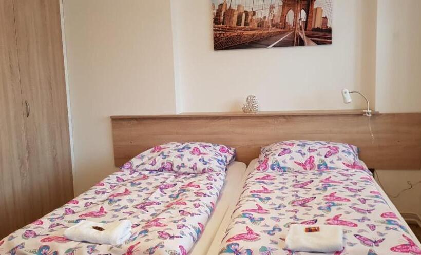 스탠다드 트리플 룸, Penzion Mar