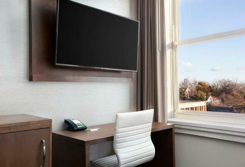 Стандартный Номер Кровать Кинг, Courtyard By Marriott Cape Girardeau Downtown