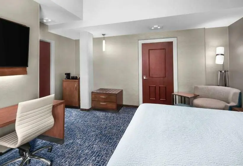 اتاق استاندارد با تخت بزرگ, Courtyard By Marriott Cape Girardeau Downtown