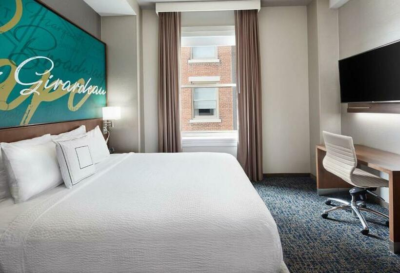 غرفة قياسية سرير كينج, Courtyard By Marriott Cape Girardeau Downtown