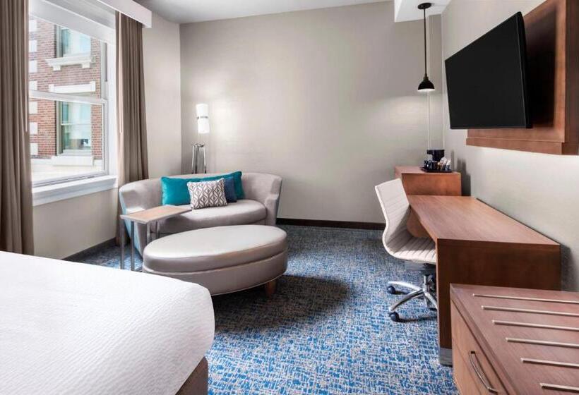 Стандартный Номер Кровать Кинг, Courtyard By Marriott Cape Girardeau Downtown