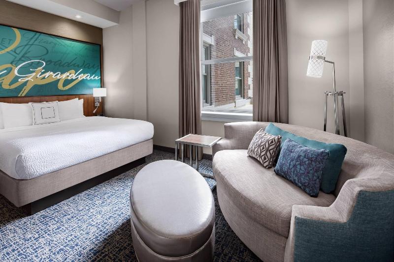 Люкс Кровать Кинг, Courtyard By Marriott Cape Girardeau Downtown