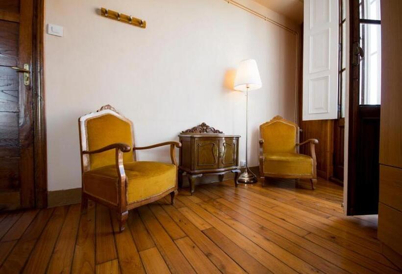 Номер Стандарт с Балконом, La Posada De La Casona De Sarria