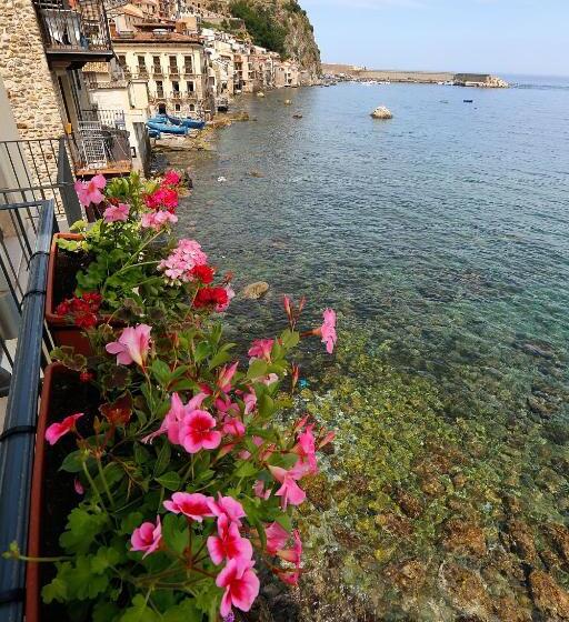 オーシャンビューデラックスルームバルコニー付き, Il Casato Deluxe Rooms