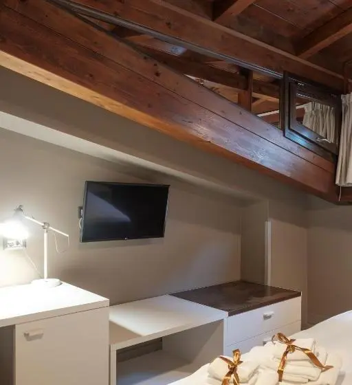 اتاق لوکس, Il Casato Deluxe Rooms