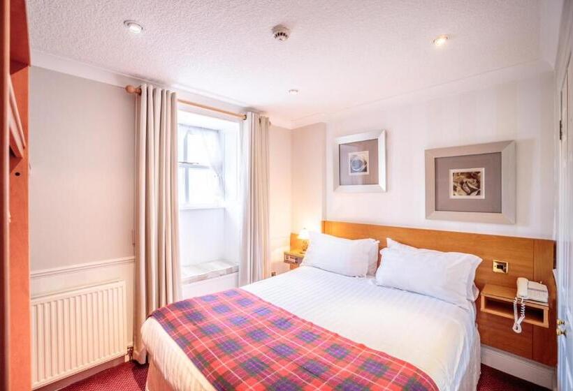 חדר סטנדרט, The Waterfront