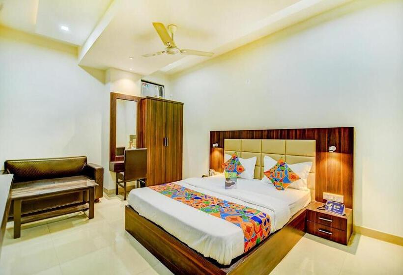 Superior-huone, Fabhotel Solitaire Inn