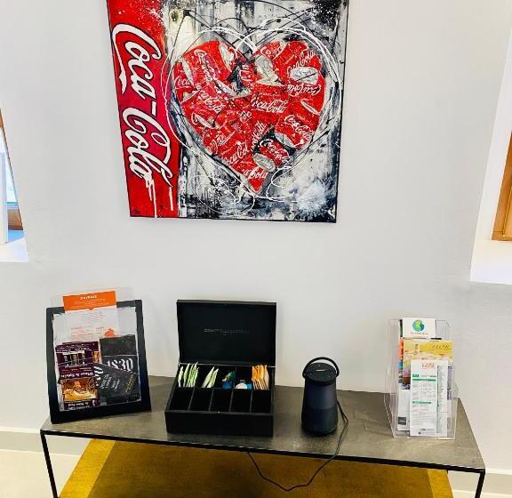 جناح ديلوكس, Hostellerie De La Fontaine