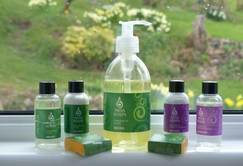 Номер Стандарт Вид на Горы, Urquhart Bay B&b