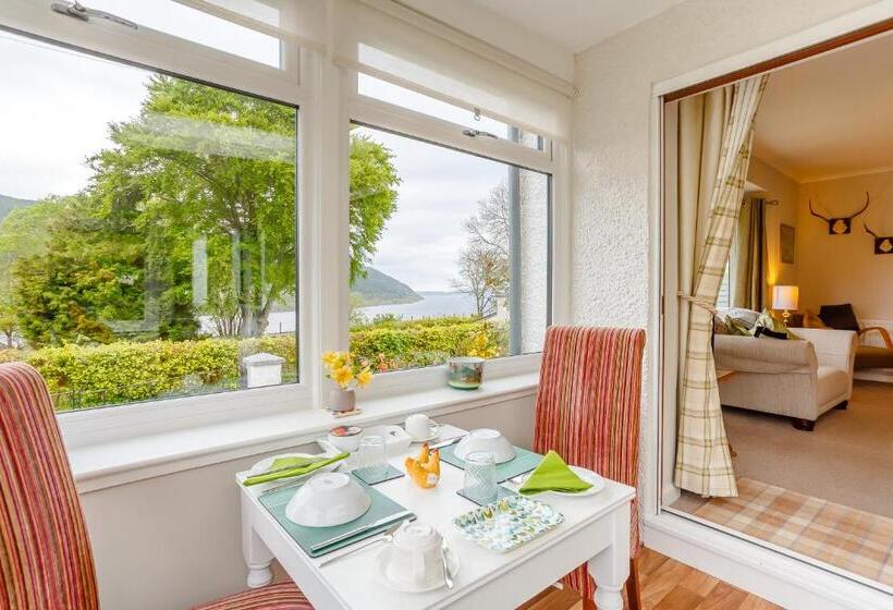 Номер Стандарт Вид на Горы, Urquhart Bay B&b