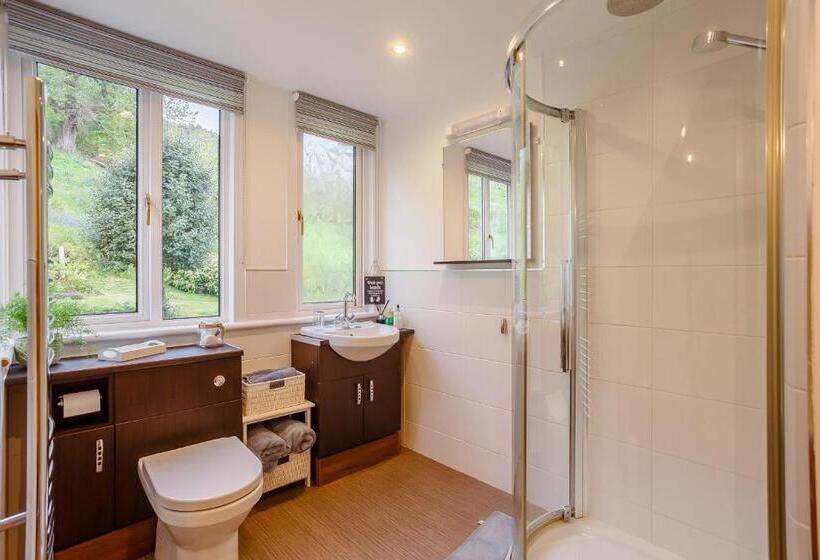 Номер Стандарт Вид на Горы, Urquhart Bay B&b