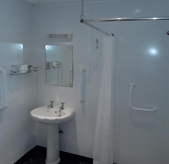 غرفة إقتصادية فردية, Langport Arms