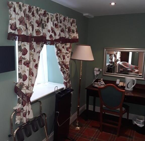 غرفة إقتصادية فردية, Langport Arms