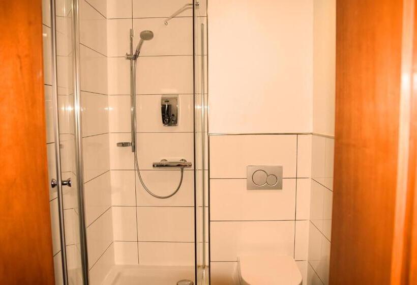 غرفة قياسية, Walsroder Hof