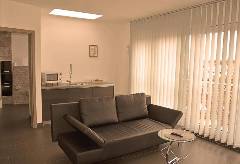 جناح, Walsroder Hof