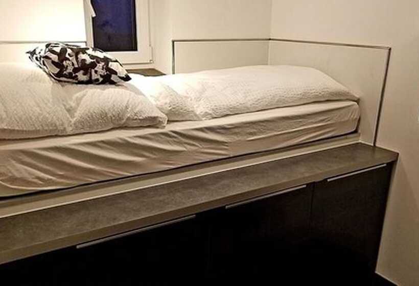 غرفة قياسية فردية, Walsroder Hof