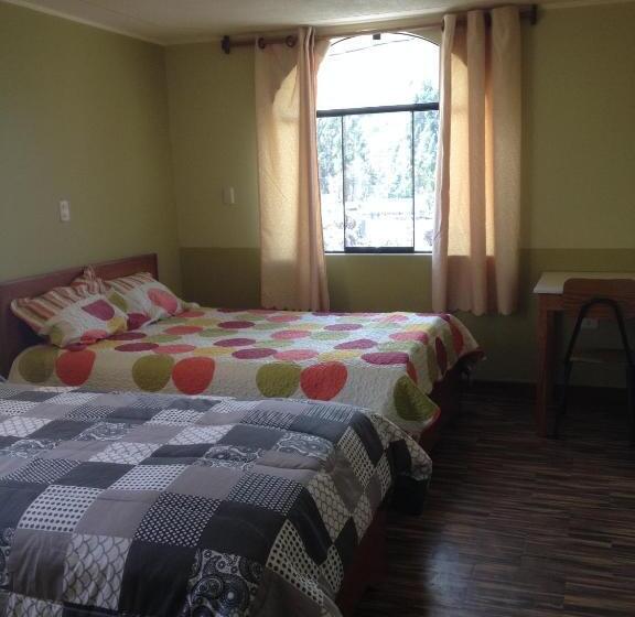 标准三人间, Los Geranios