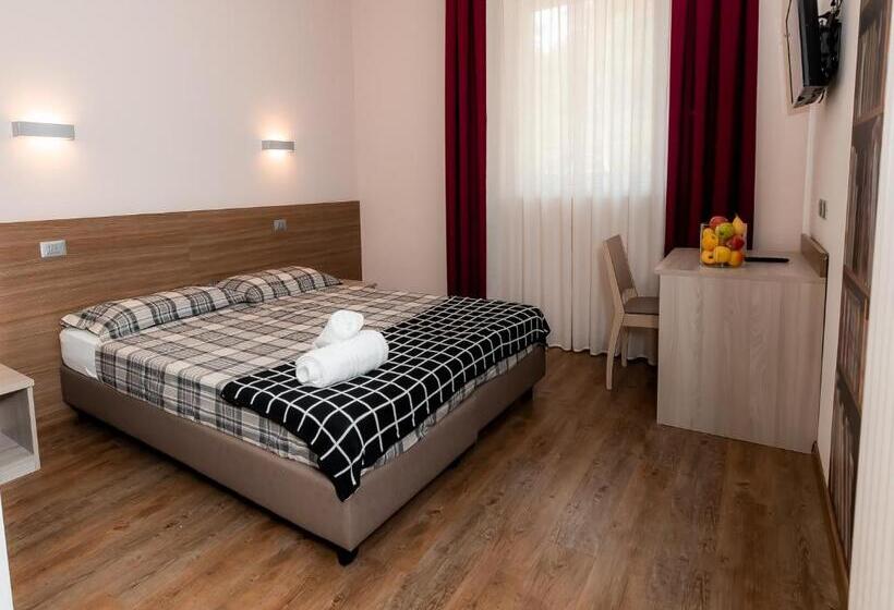 غرفة قياسية, Milano