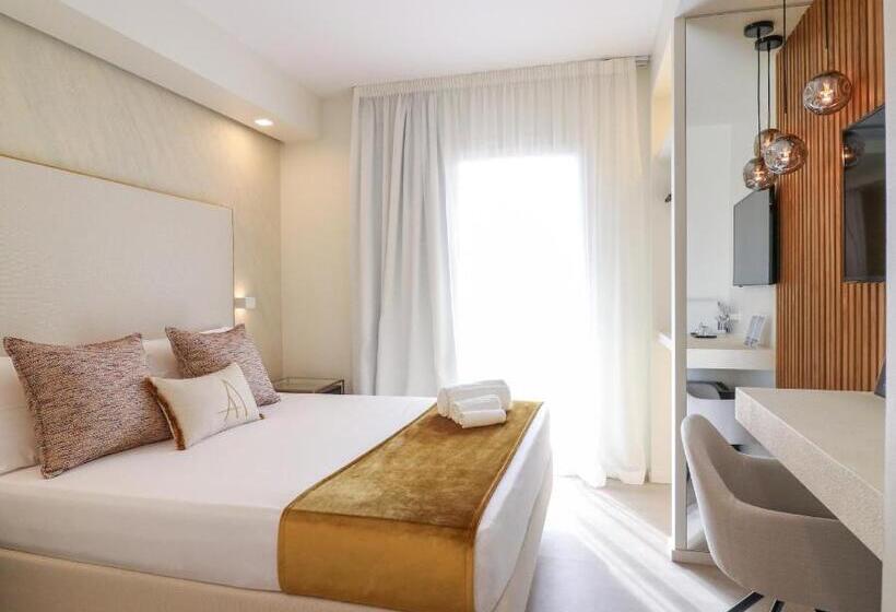 غرفة قياسية مزوَّدة بشُرفة, Double A Luxury Room