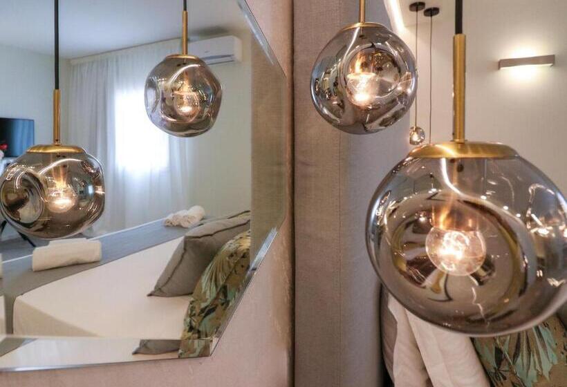 جناح, Double A Luxury Room