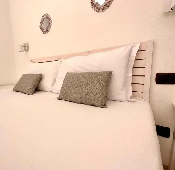 Economy-huone, Double A Luxury Room