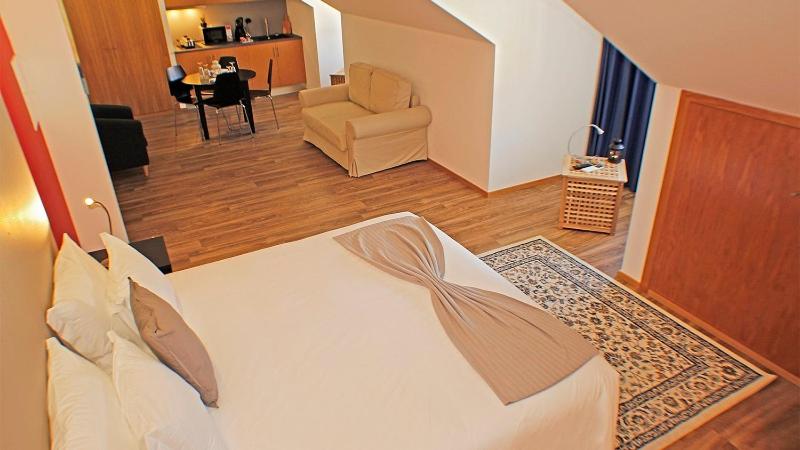 디럭스 스튜디오, Ohstudios