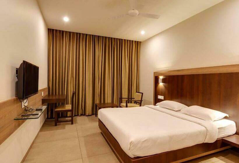 غرفة كلاسيكية, Classic Mid Town