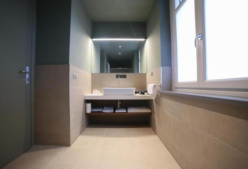 غرفة سوبيريور إطلالة على البحيرة, Locanda Ferro Uno, Golf Città Di Asti