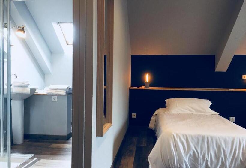 ファミリールーム, Linette