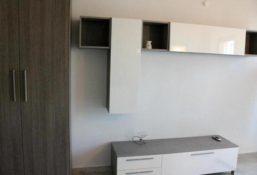 Апартаменты Deluxe 1 Спальня, Paradeisos Residence Sas