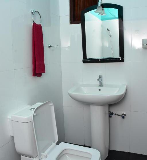 Standard Trippelrum med Balkong, Grand View Guest House