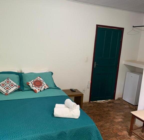 جناح, Pousada Cantinho Do Mundo