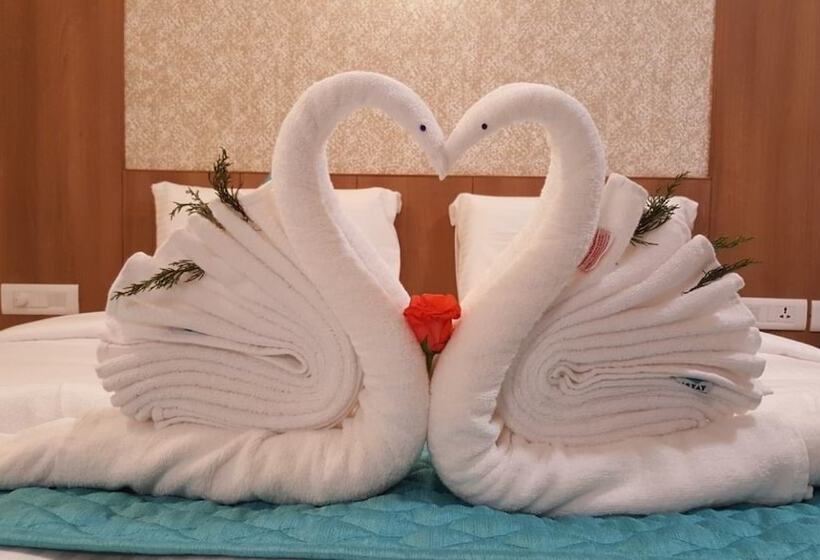 デラックスルーム, Istay