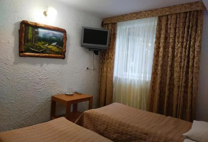 Habitació Estàndard, Ra