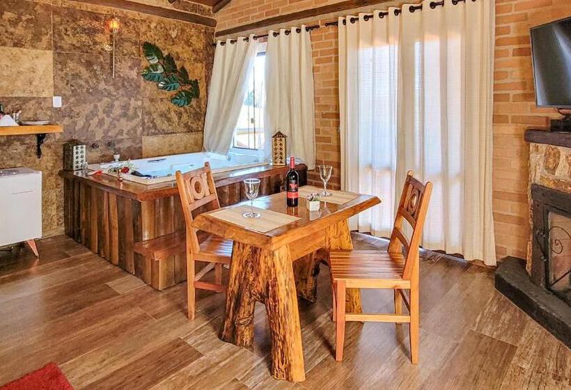 Deluxe-bungalow, Pousada Chales Rancho Caipira